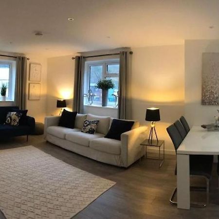 Ella Court Devon Apartment Торки Екстериор снимка