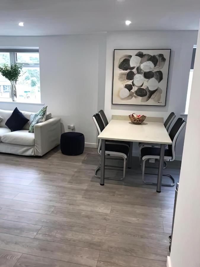 Ella Court Devon Apartment Торки Екстериор снимка