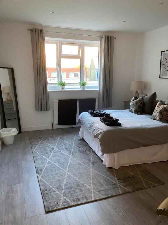Ella Court Devon Apartment Торки Екстериор снимка