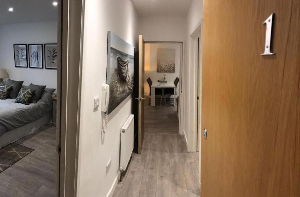 Ella Court Devon Apartment Торки Екстериор снимка