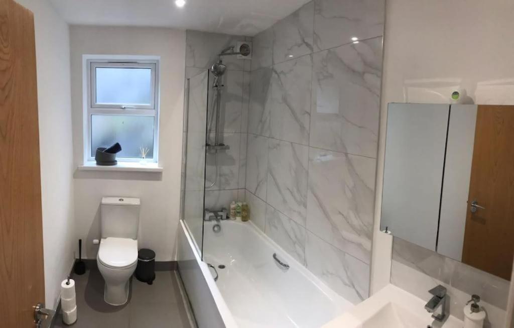 Ella Court Devon Apartment Торки Екстериор снимка