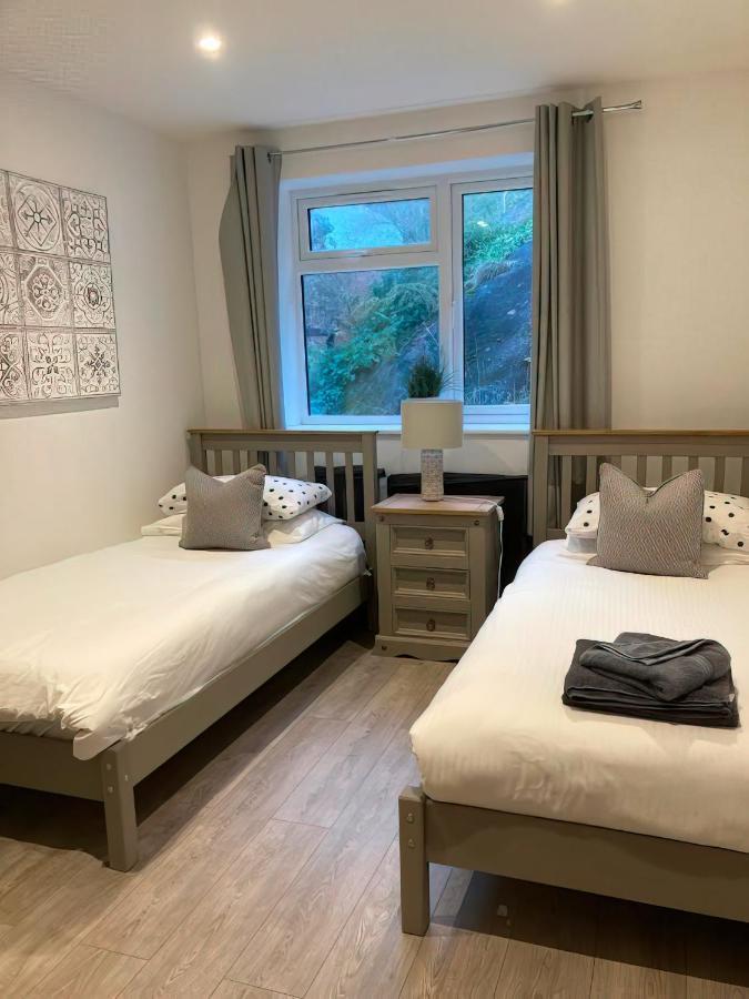 Ella Court Devon Apartment Торки Екстериор снимка